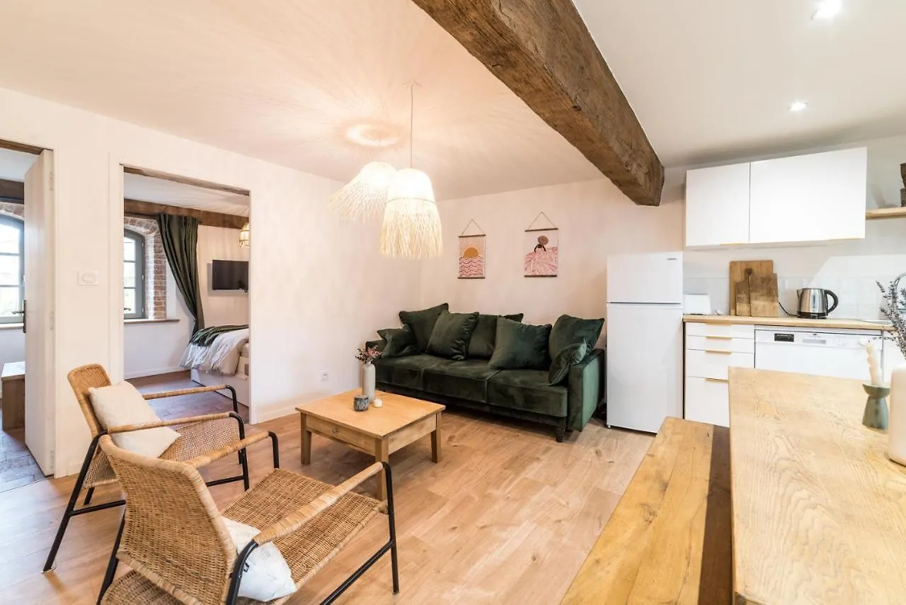 Appartement La Thébaïde - Maison de caractère à Saint-Jean-Saint-Maurice-sur-Loire 0*,  France